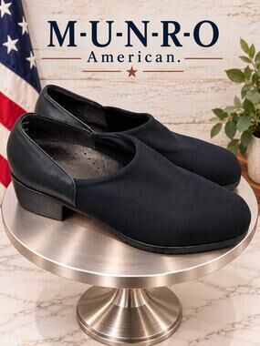 Munro American Strand Navy Stretch Leather Shoes Women’s 7.5W Wide M185613